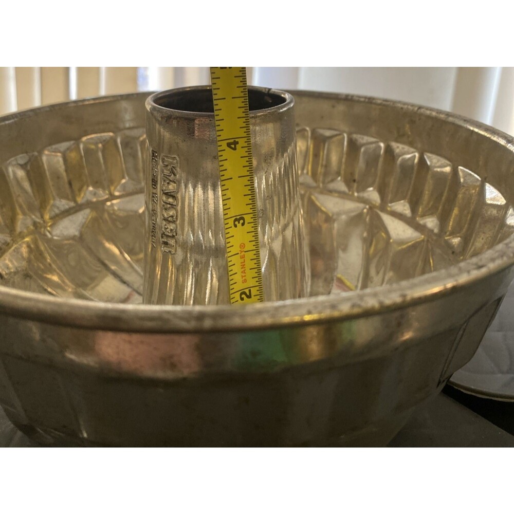 Kaiser Bundt Pan Jello Mold Fluted Bakeware Made in West Germany 9" Farmhouse - Picture 15 of 15